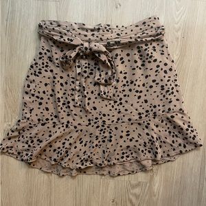 Abercrombie & Fitch, size S, tan skirt with black spots